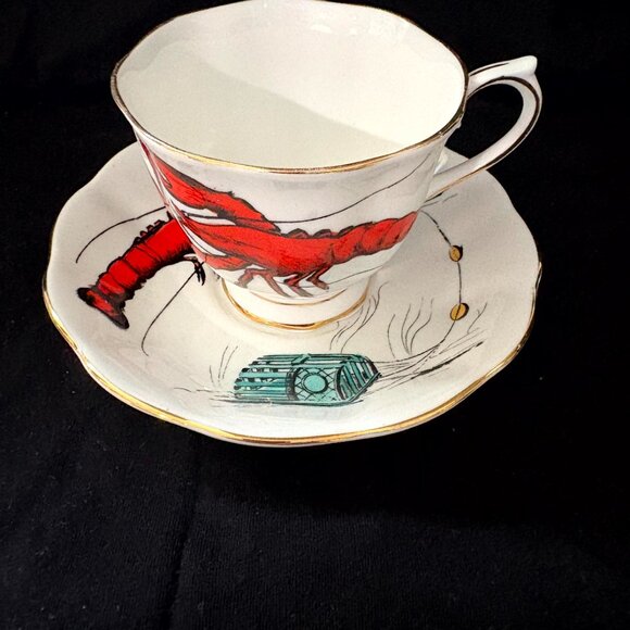 Royal Albert Cup and Saucer -The Lobster - Picture 4 of 4